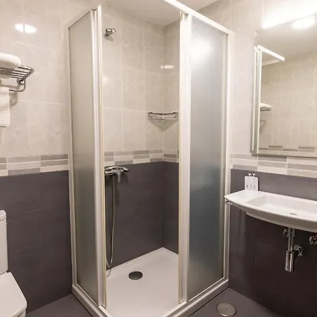 Otel Europa 2*